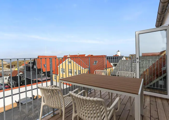 Sondergade 8, 2 Sal *